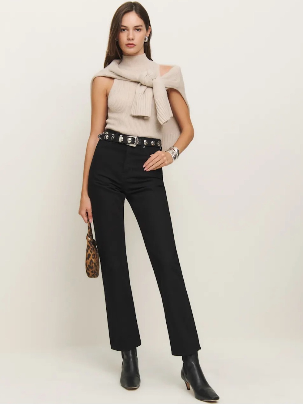 Reformation Jeans Cynthia High Rise Straight Jeans in Black | Size 27